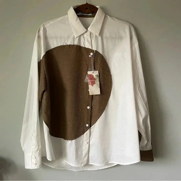 Howl Studio | Geometric Rough Cut Blouse - Picture 1 of 16